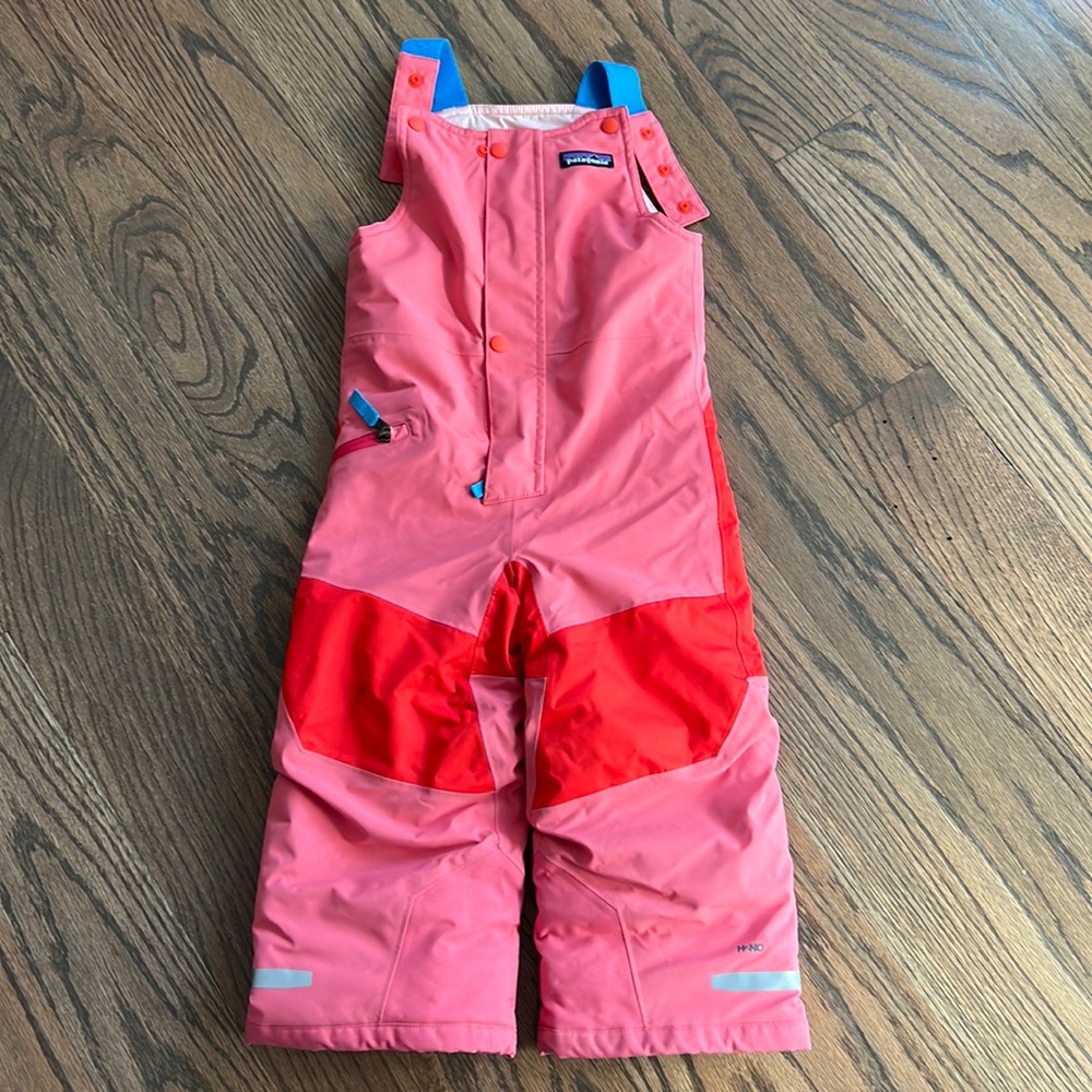 Patagonia toddler Snow Pile Bibb 3T / Pink